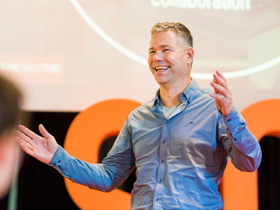 Software Architect Robert